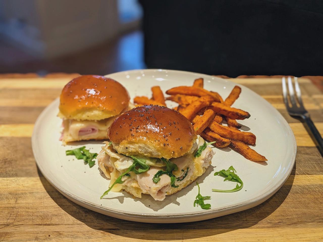 Baked Cold Cut Sliders: Kid-Approved & Gourmet Style