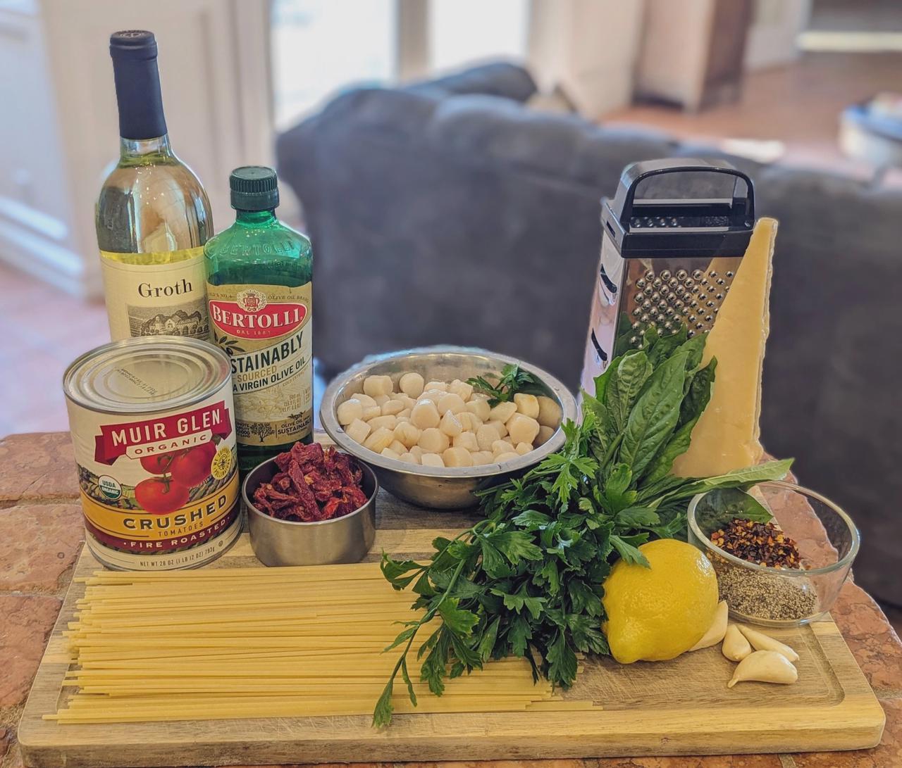 Ingredients for Spicy Scallop Linguini with Sun-dried Tomatoes